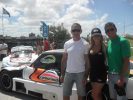 LOS SHOWCARS, Y FLANQUEANDO A NUESTRA PROMOTORA ORTELLI Y UGALDE